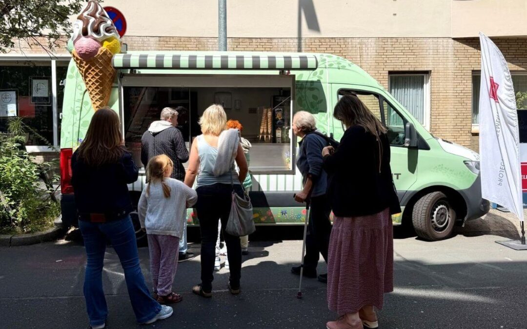 Nachbarschaftsfest Friedrichstadt mit dem KöTower